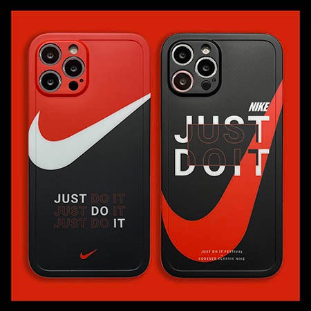iPhone 16 Nike ケース
