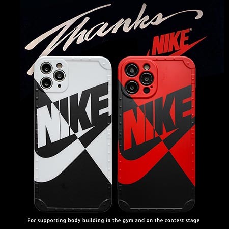iPhone 16 用ポリエチレン Nike ケース