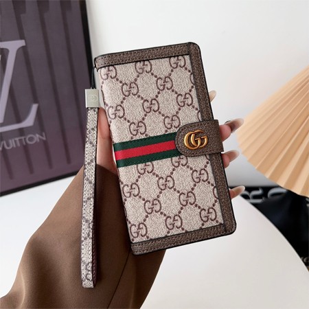 gucci  iphone 16 pro 紳士 用 スマホケース風