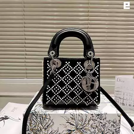 人気 レデイースパール カナージュ ラムスキン 40代Lady Dior ハンドバッグ ミニ