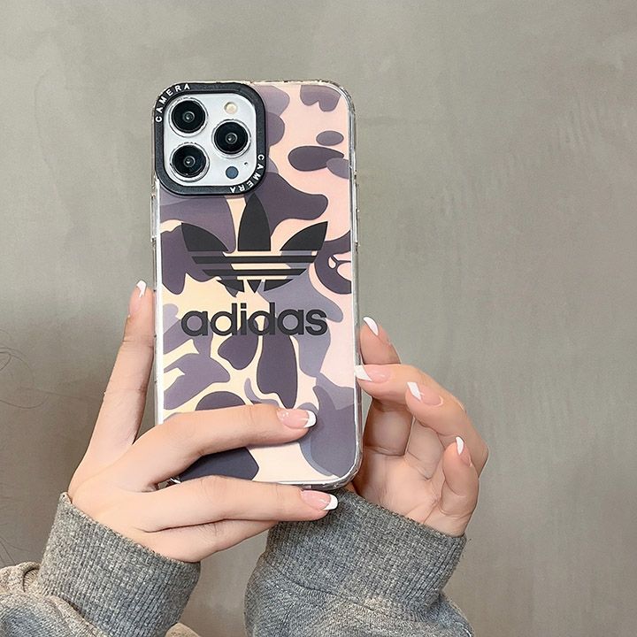 アイフォン 13pro adidas アディダス カバー 高校生