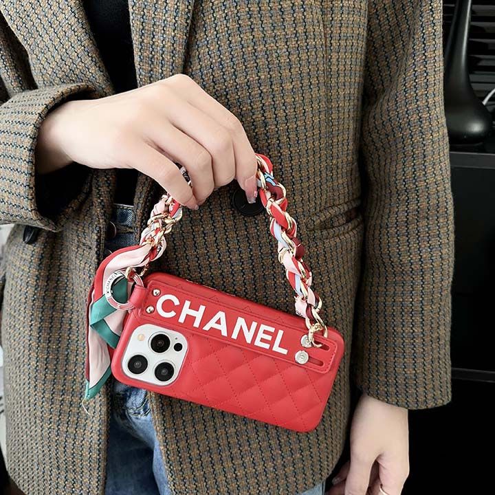 chanel ブランドロゴ iPhone15 リストストラップ ケース ブランド，ダイヤ柄 シャネル スマホケース iphone15 女性が愛用，シャネルスタンドブランドスマホケースiPhone 14 Plus用新，3D立体パターンChanel iPhone13 plusブランドスマホケース，おしゃれシャネル iphone15 ピンク  韓国 ケース