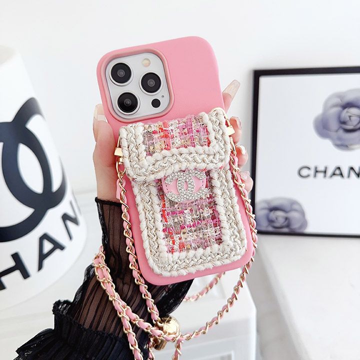  chanel   女性   iPhone   15  15 pro 背面にカード入れ付き ケース 