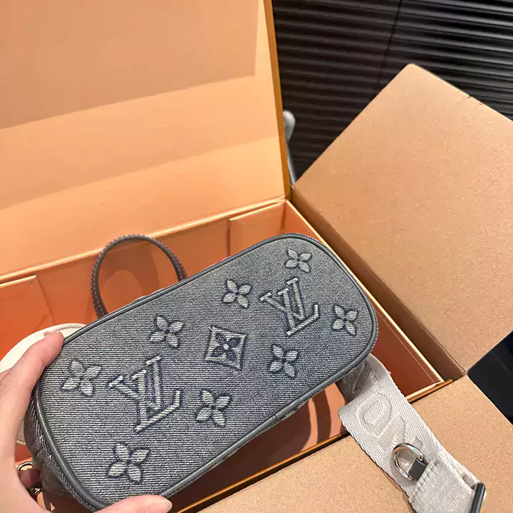  人気  LOUIS VUITTON  メンズ ショルダーバッグ 