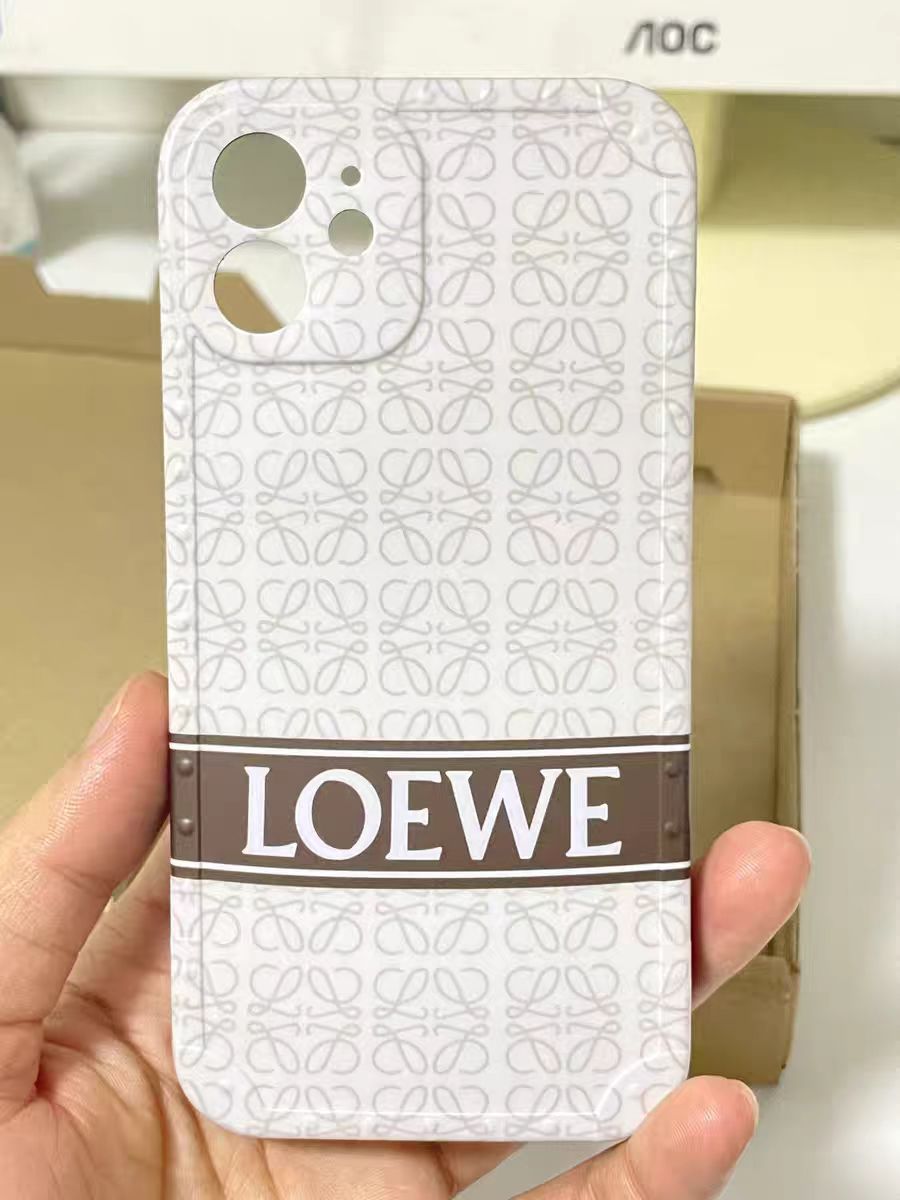 白  loewe  iPhone   ブランド  スマホケース