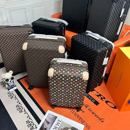 Louis VuittonのHorizon 70、55、50 スーツケース